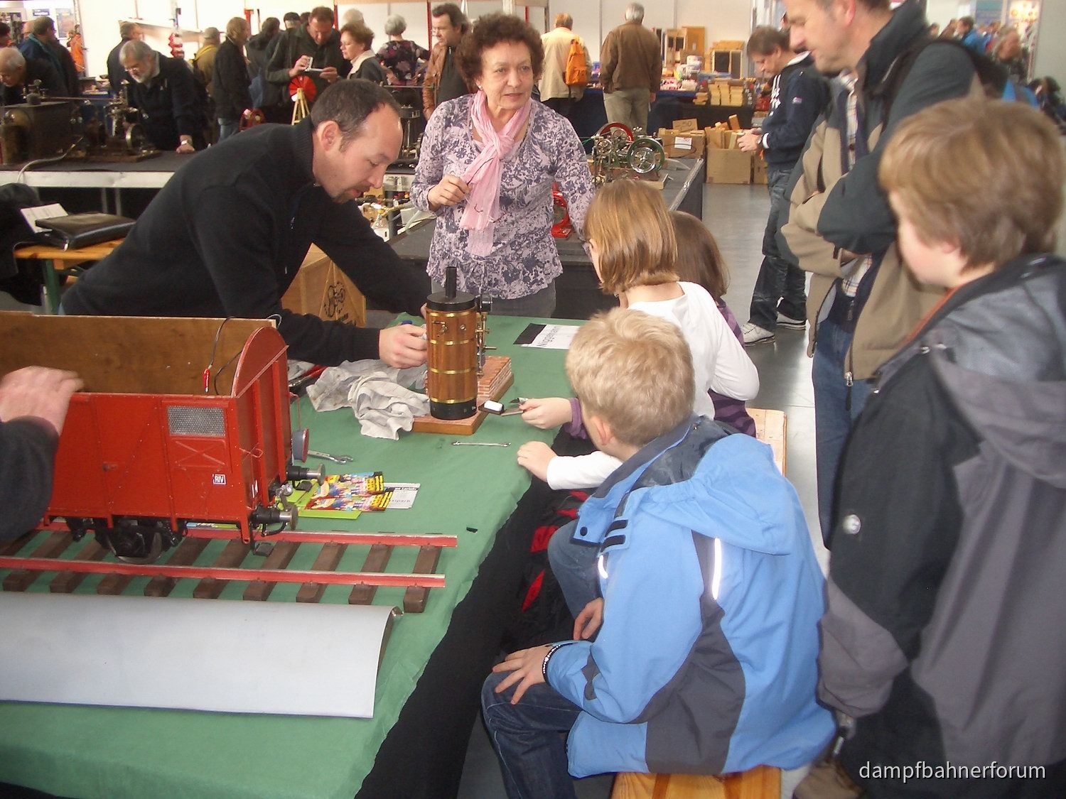 Spitze Kinder-Dampfinfo am Niggemann-Stand