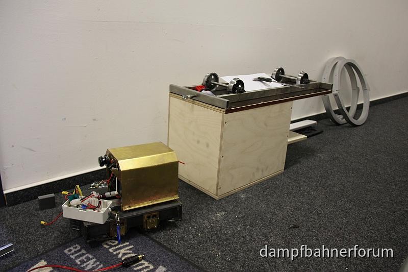 Bedienwagen_in_Bau